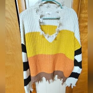 LA MIEL V-Neck Sweater with Stripes